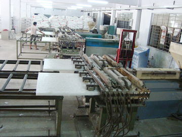 东莞市耐力塑胶鞋材五金制品 专注裁断板领域的产品与应用